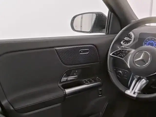 Mercedes-Benz EQA 350