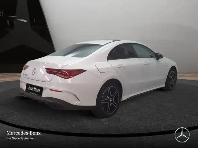 Mercedes-Benz CLA 250