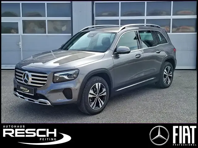 Mercedes-Benz GLB 250