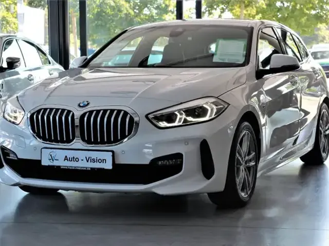 BMW 118