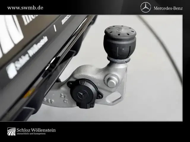 Mercedes-Benz CLE 200