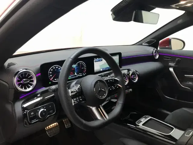 Mercedes-Benz CLA 250