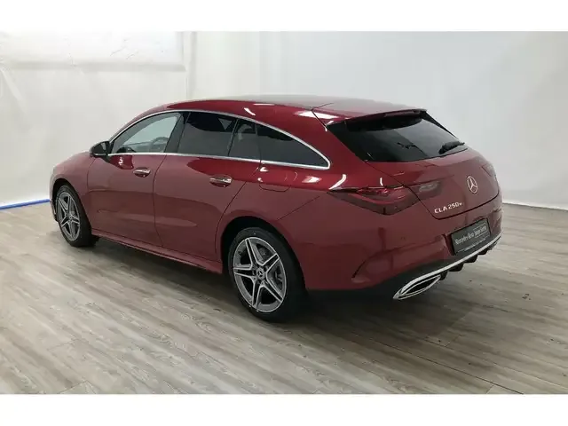 Mercedes-Benz CLA 250