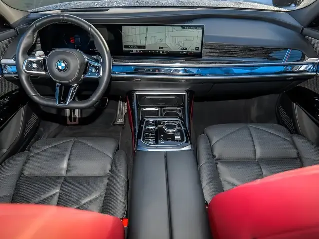 BMW 740