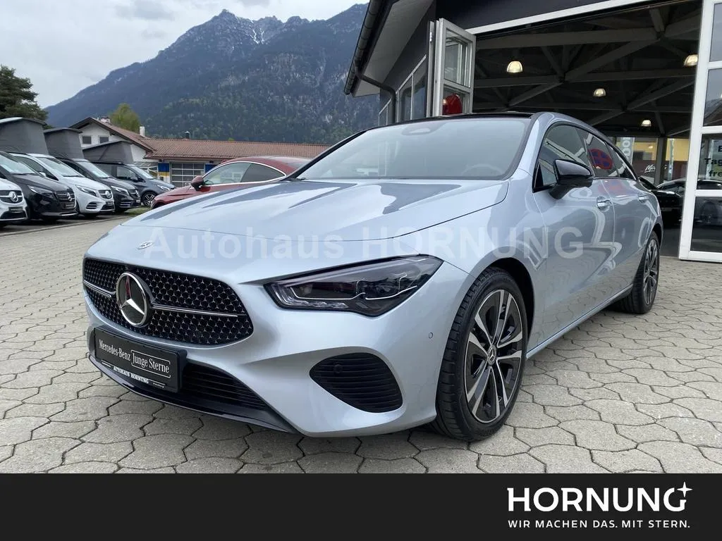 Mercedes-Benz CLA 180
