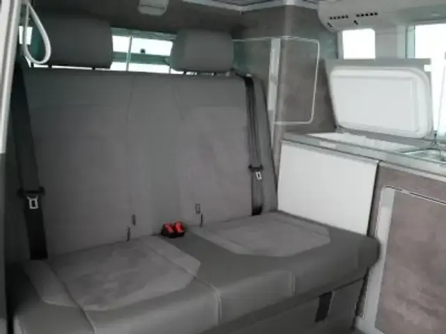 Volkswagen T6.1 California