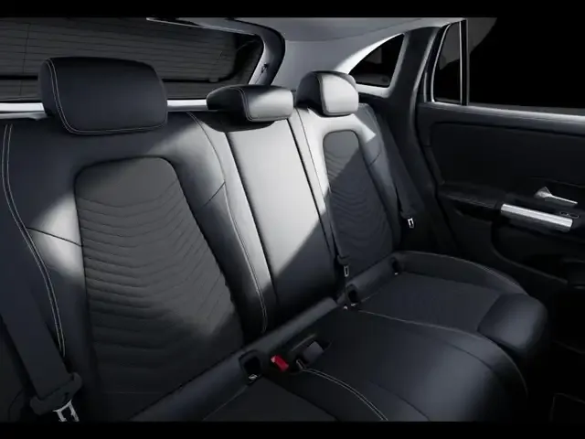 Mercedes-Benz GLA 180