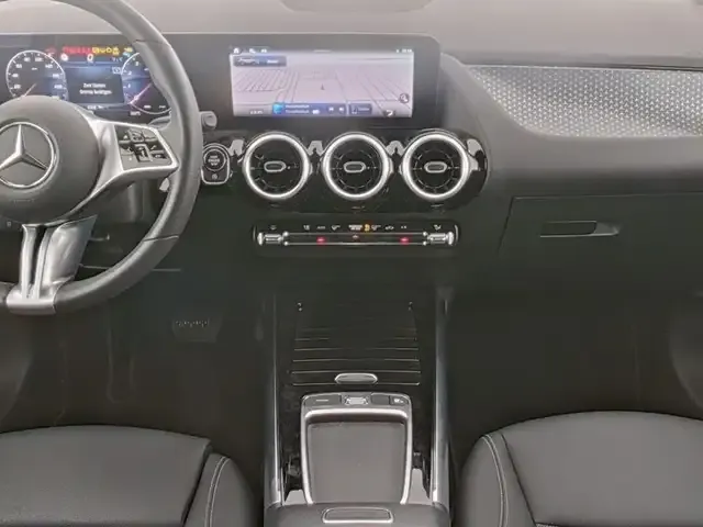 Mercedes-Benz GLA 180