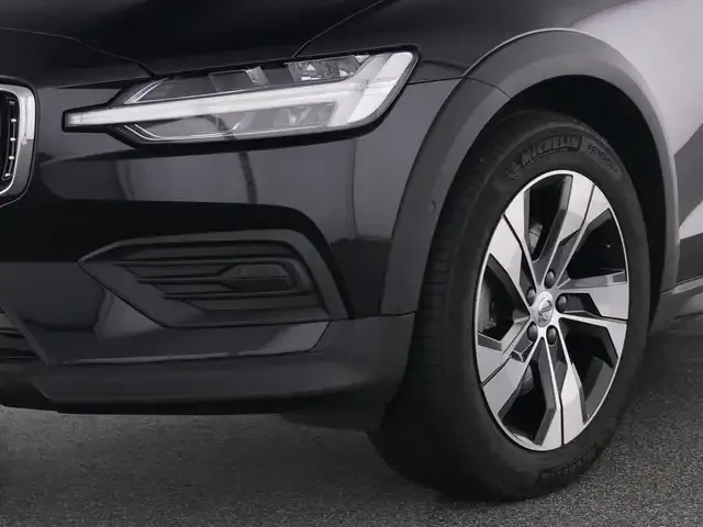 Volvo V60 Cross Country