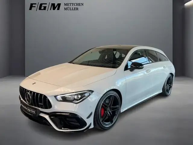 Mercedes-Benz CLA 45 AMG