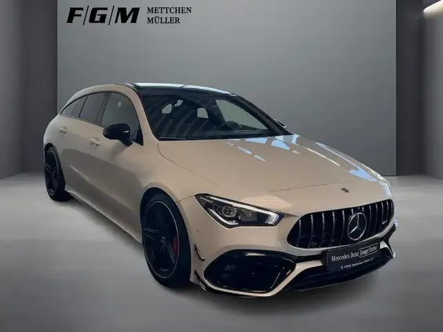 Mercedes-Benz CLA 45 AMG