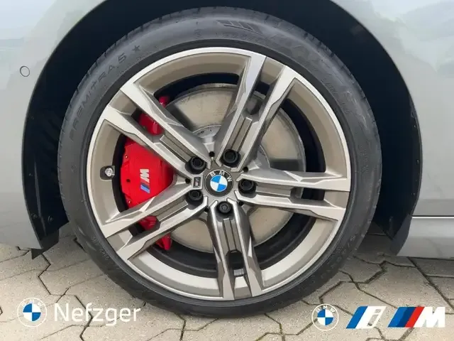 BMW 235