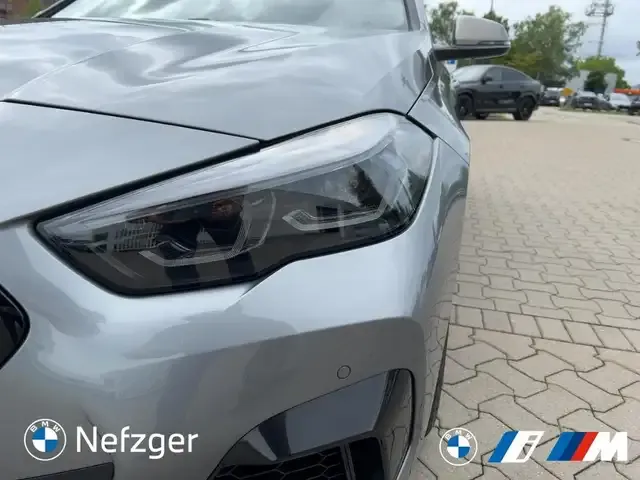 BMW 235