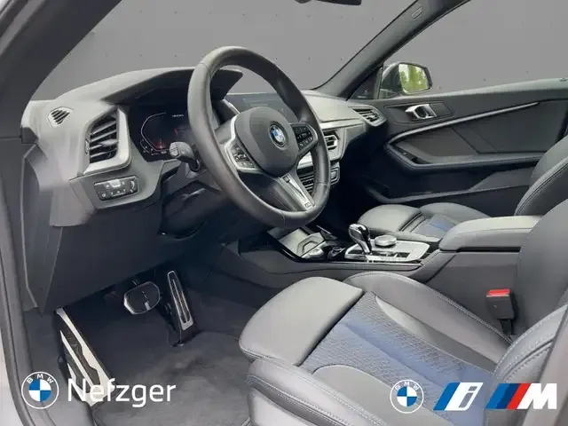 BMW 235