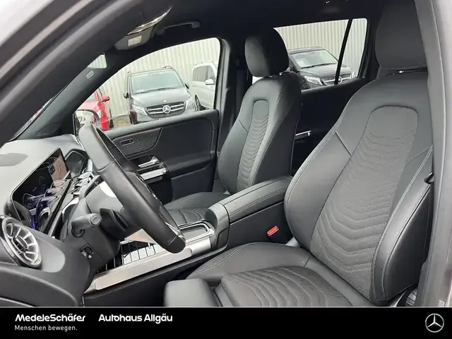 Mercedes-Benz EQB 350