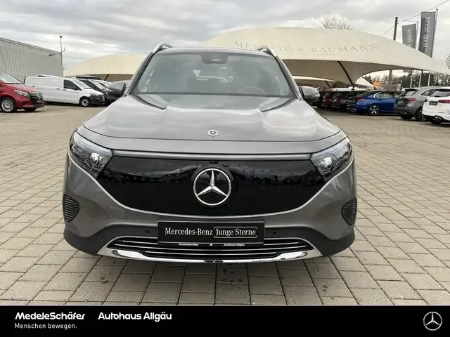 Mercedes-Benz EQB 350