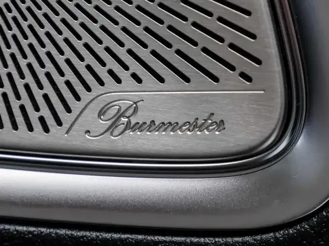 Mercedes-Benz EQE 300