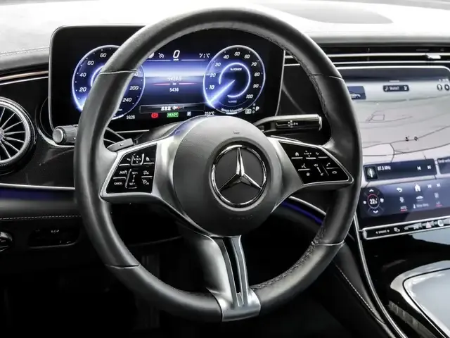 Mercedes-Benz EQE 300