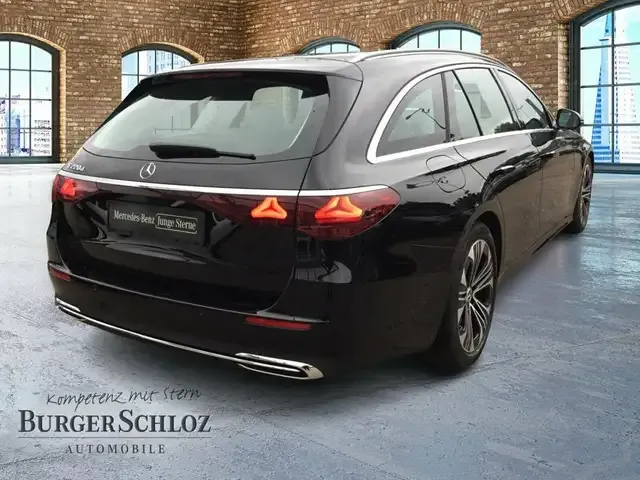Mercedes-Benz E 220
