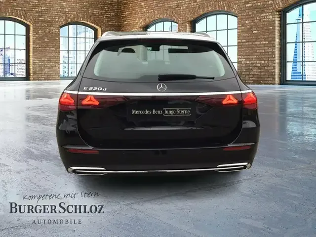 Mercedes-Benz E 220