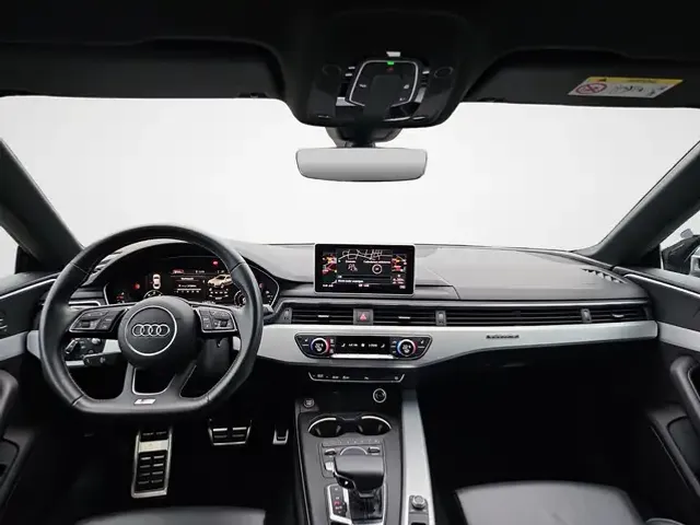 Audi S5