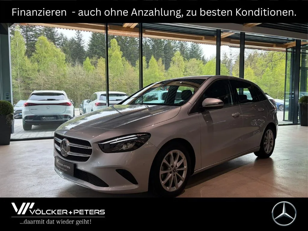 Mercedes-Benz B 200