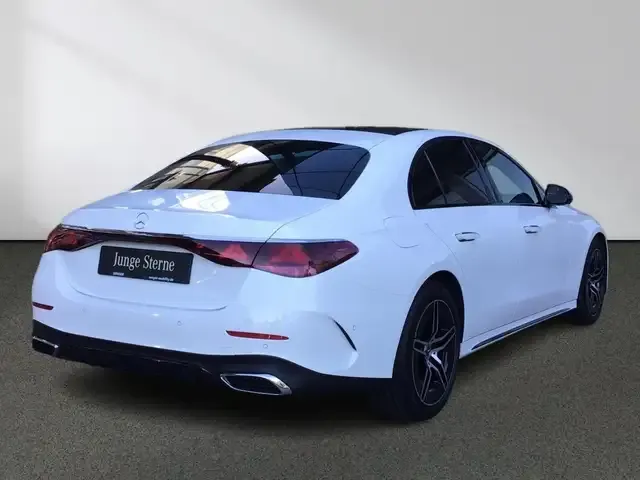 Mercedes-Benz E 200