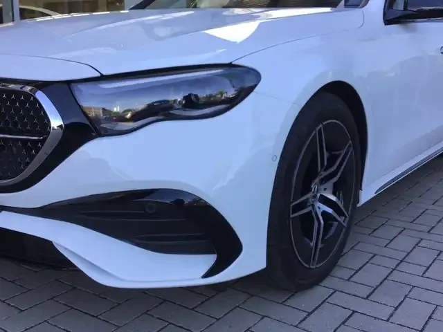 Mercedes-Benz E 200