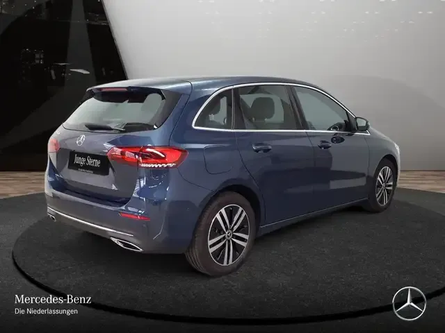 Mercedes-Benz B 250