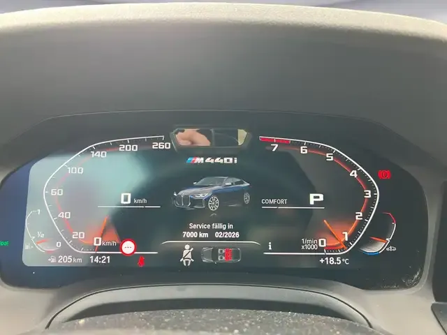 BMW 440
