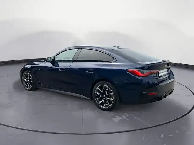 BMW 440