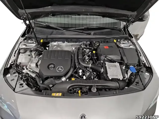 Mercedes-Benz CLA 200