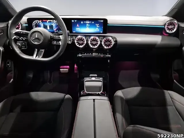 Mercedes-Benz CLA 200