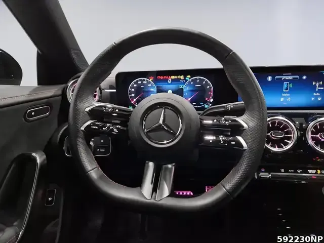 Mercedes-Benz CLA 200