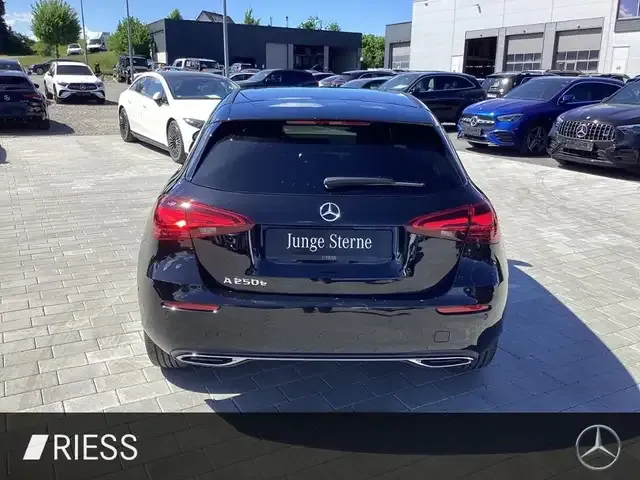 Mercedes-Benz A 250