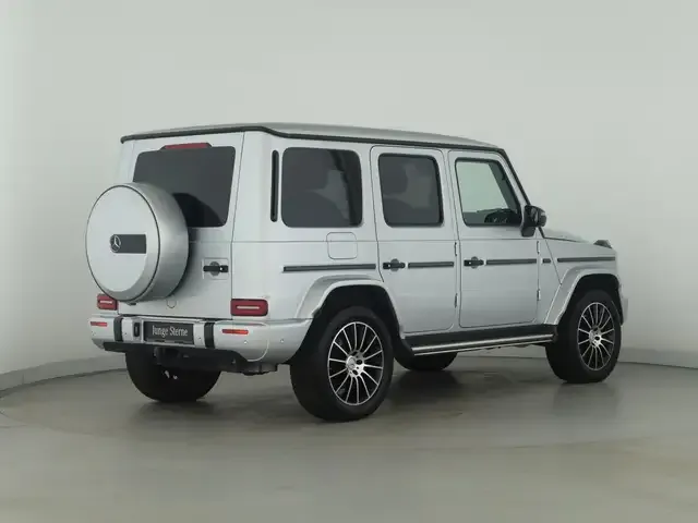 Mercedes-Benz G 400