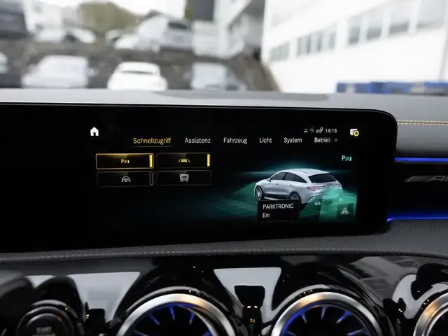 Mercedes-Benz CLA 45 AMG