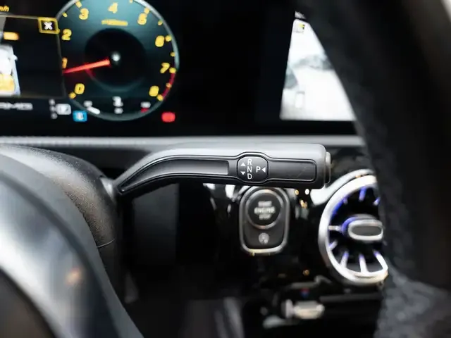 Mercedes-Benz CLA 45 AMG