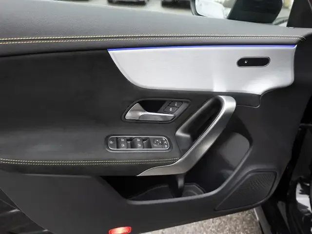 Mercedes-Benz CLA 45 AMG