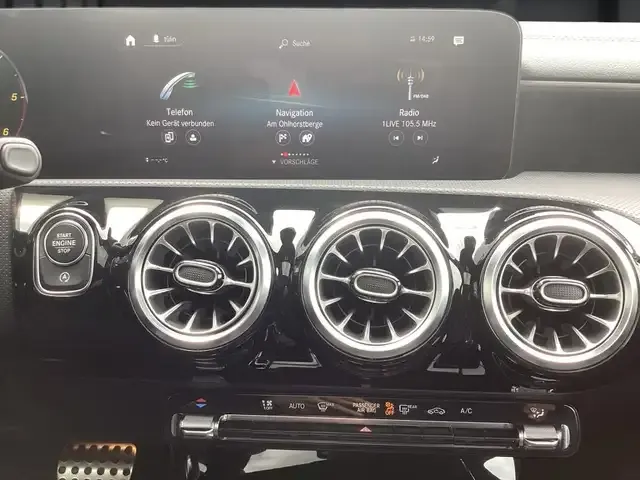 Mercedes-Benz CLA 200