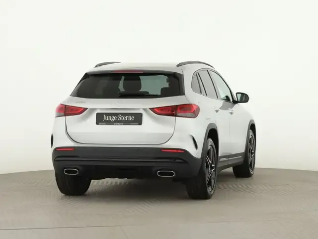 Mercedes-Benz GLA 250