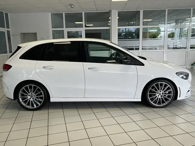 Mercedes-Benz B 250