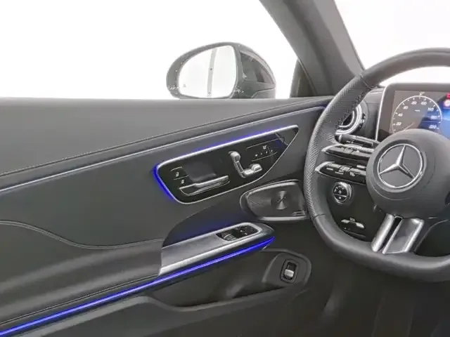 Mercedes-Benz CLE 200