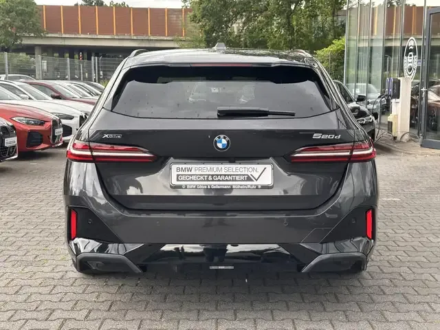 BMW 520