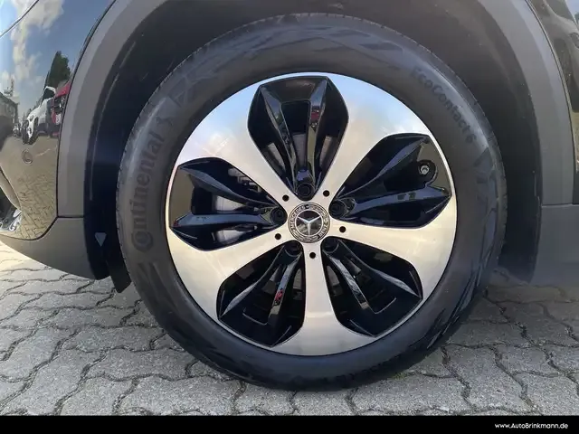 Mercedes-Benz GLA 180