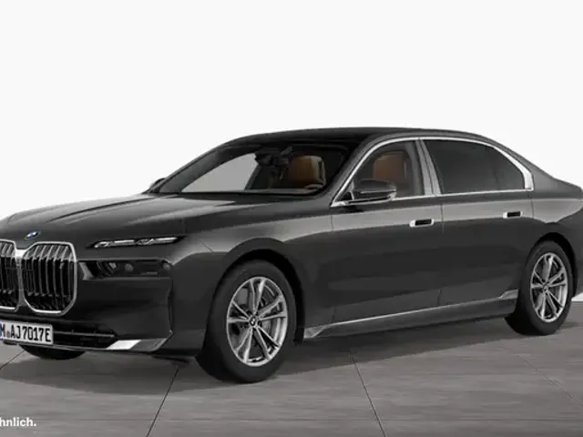 BMW i7