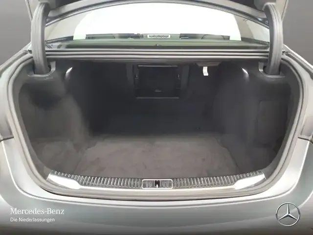 Mercedes-Benz S 600