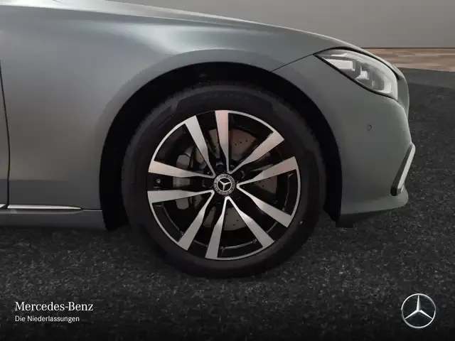 Mercedes-Benz S 600