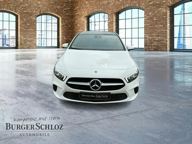 Mercedes-Benz A 200