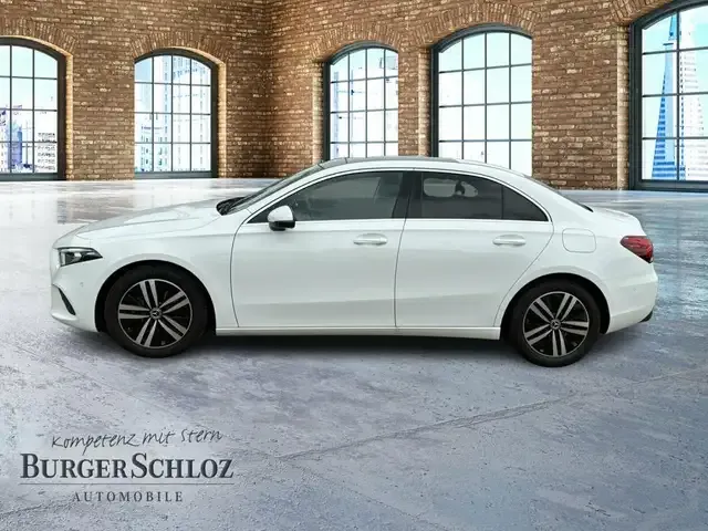Mercedes-Benz A 200